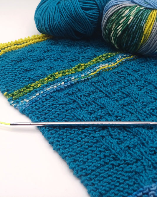 "KAL Cálida Jahresdecke 2024" NUR die PDF Strickanleitung in 12 Teilen, ohne Garn