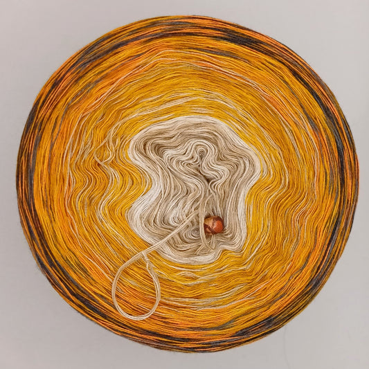 Bobbel "Puntilla 3" verschiedene Lauflängen, 4-fädig Farbverlauf