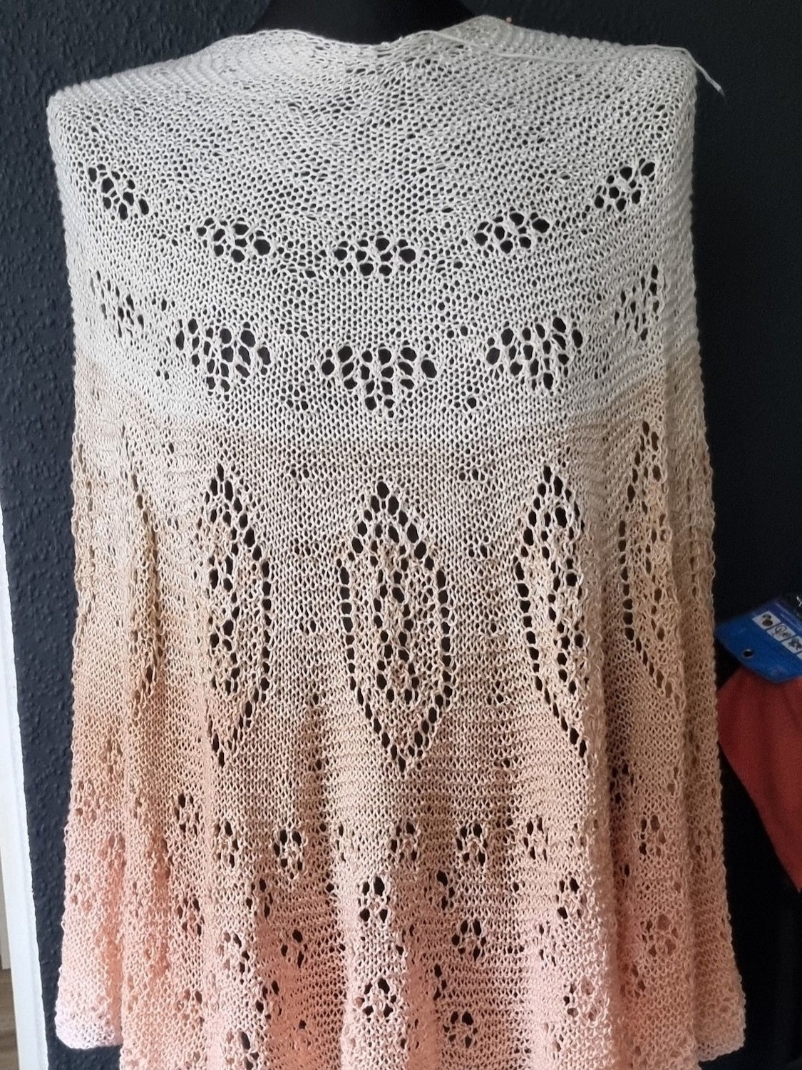 Das Wintertuch stricken - halbrundes Tuch mit Shetland-Lacemuster