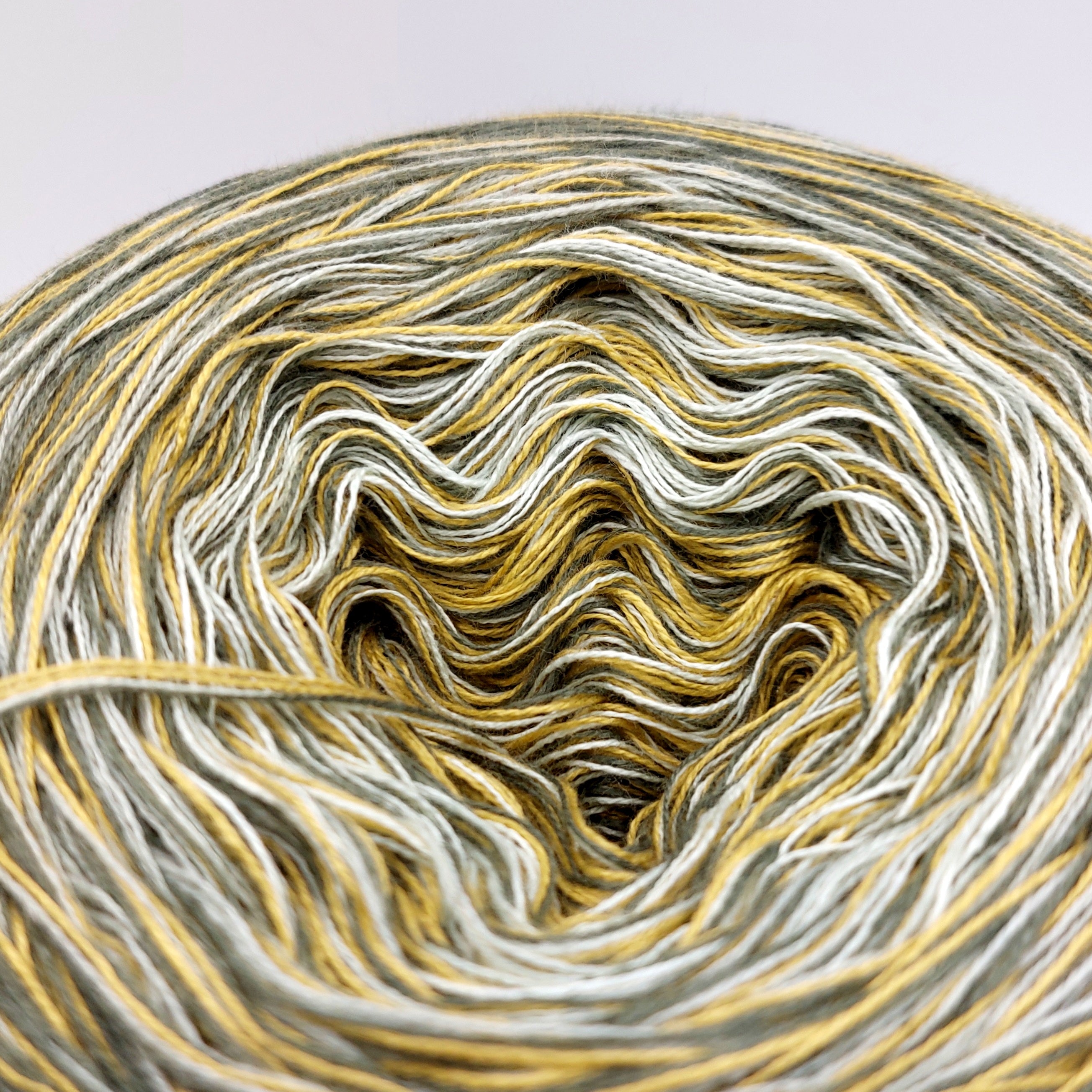 Bobbel "Pistazienkugel", 4-fädig Farbverlauf, verschiedene Lauflängen