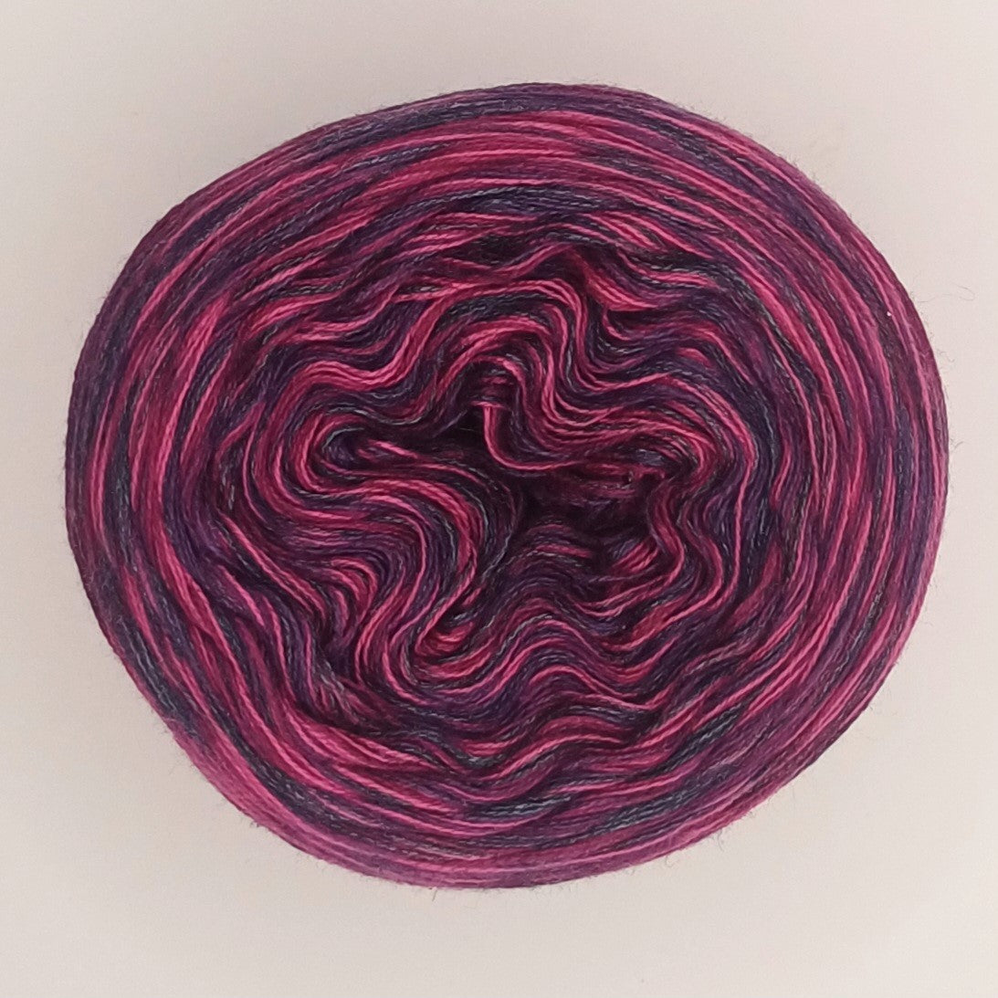 Bobbel "Lila" Nr.8 von der Temperaturdecke Set DUNKEL, 4-fädig meliert