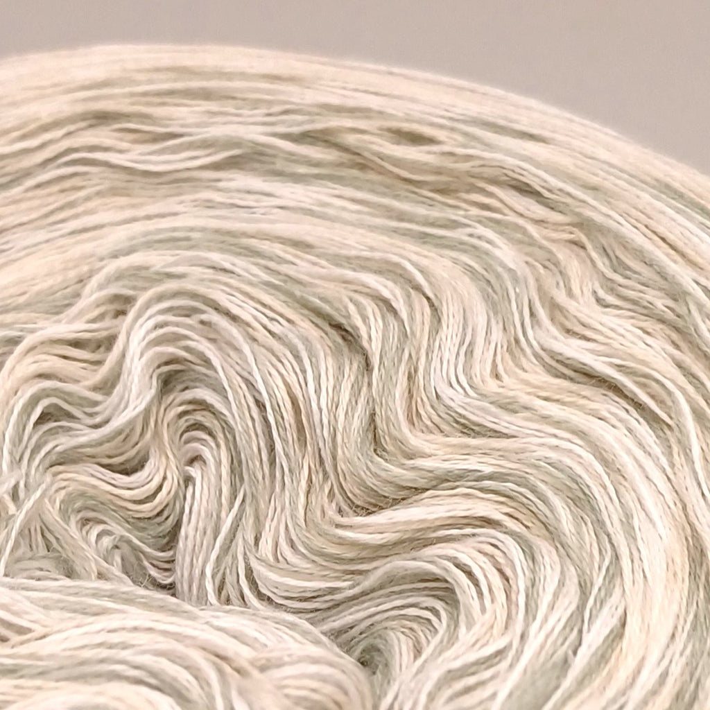 Bobbel "Seegras", 4-fädig meliert, verschiedene Lauflängen