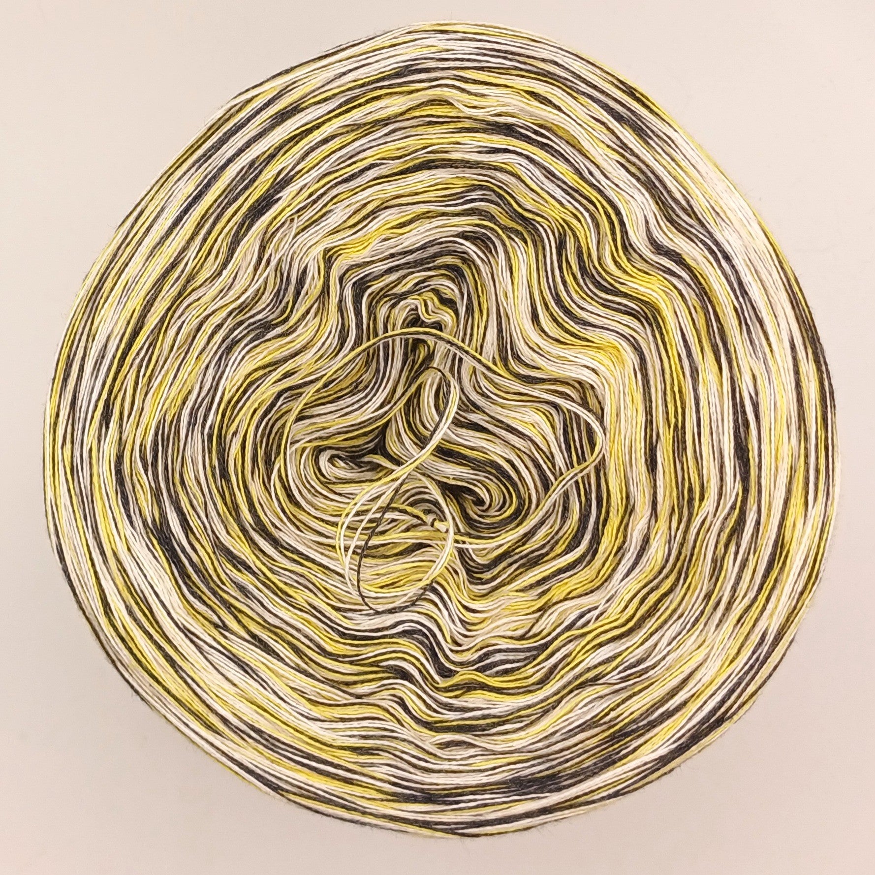 Schnäppchen-Bobbel meliert, 4-fädig, 1125m/300g