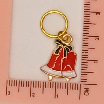 Weihnachtliche Maschenmarkierer in der Dose