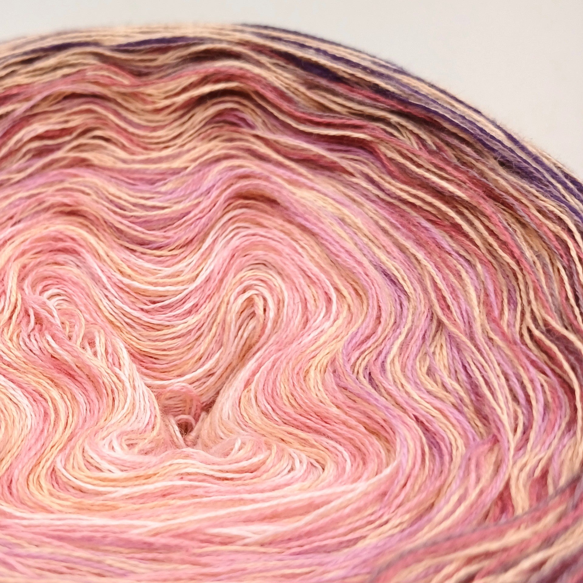 Monats-Bobbel Mai 2025 - 3-fädig