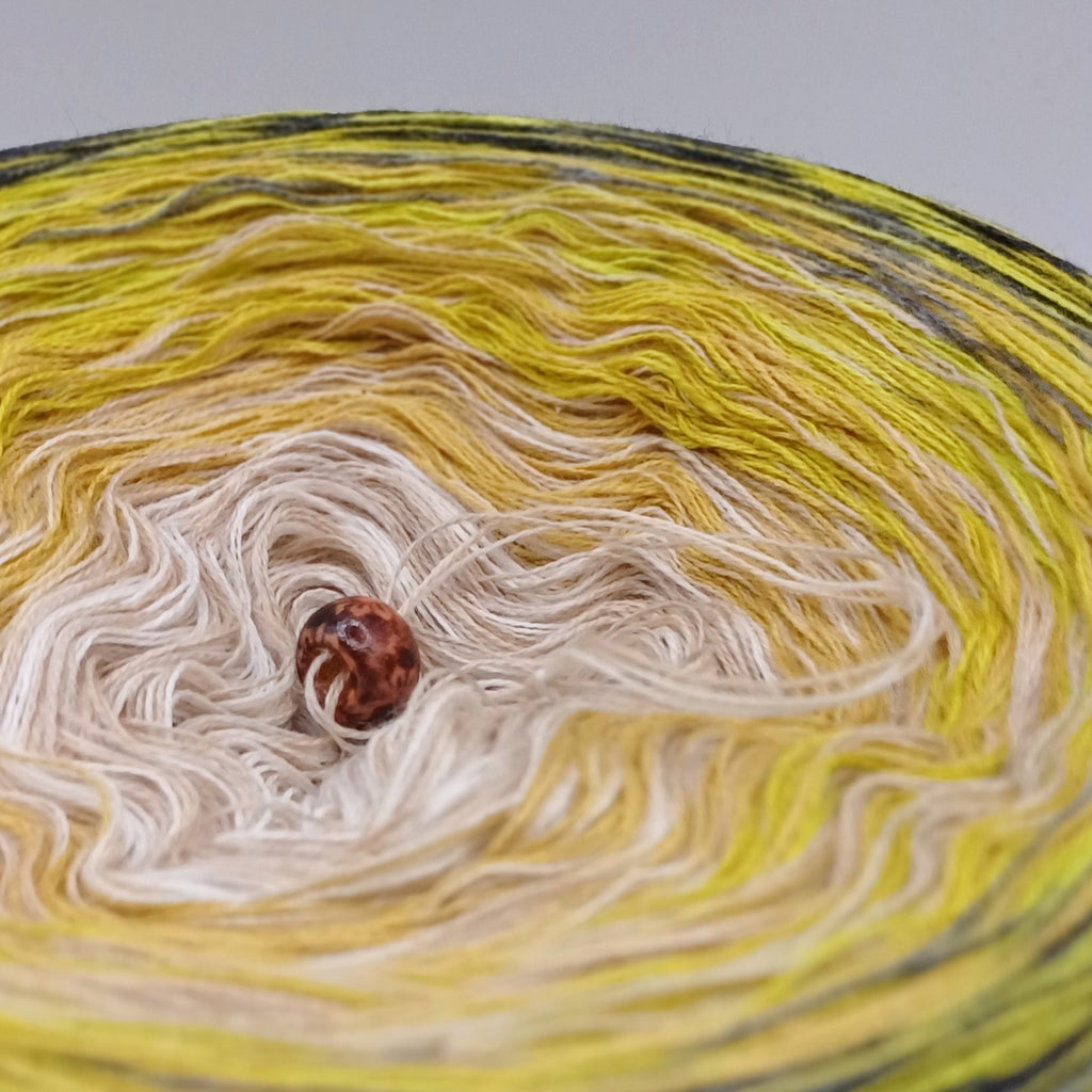 Bobbel "Puntilla 6" verschiedene Lauflängen, 4-fädig Farbverlauf