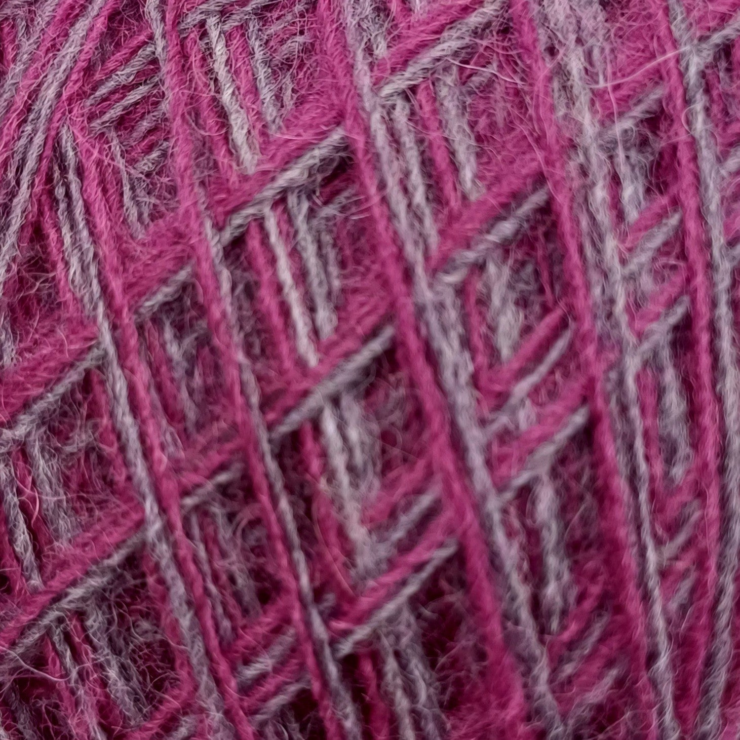 Light Dreams mit Alpaka Rote Grütze (DL6)