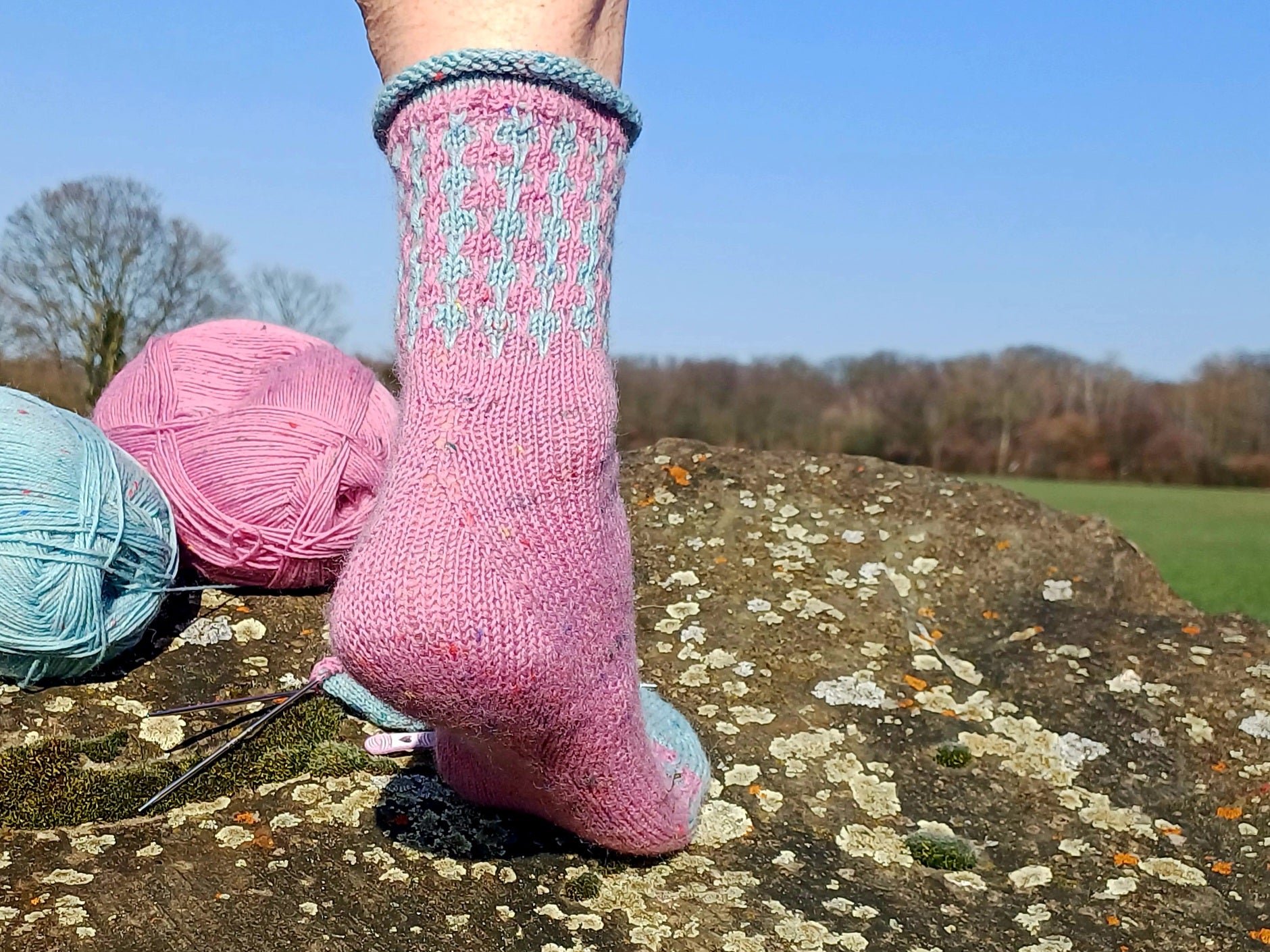 Socken 2026 - März: Fixe Quicky Ferse "Rabbit" mit Hebemaschen-Muster, 4-fach, Toe Up