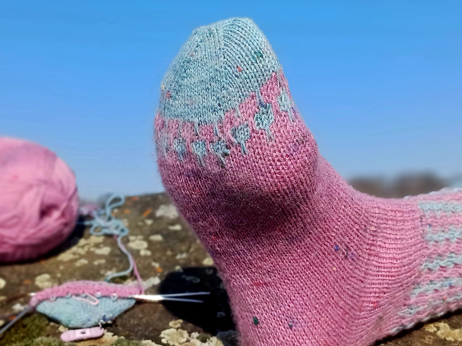 Socken 2026 - März: Fixe Quicky Ferse "Rabbit" mit Hebemaschen-Muster, 4-fach, Toe Up