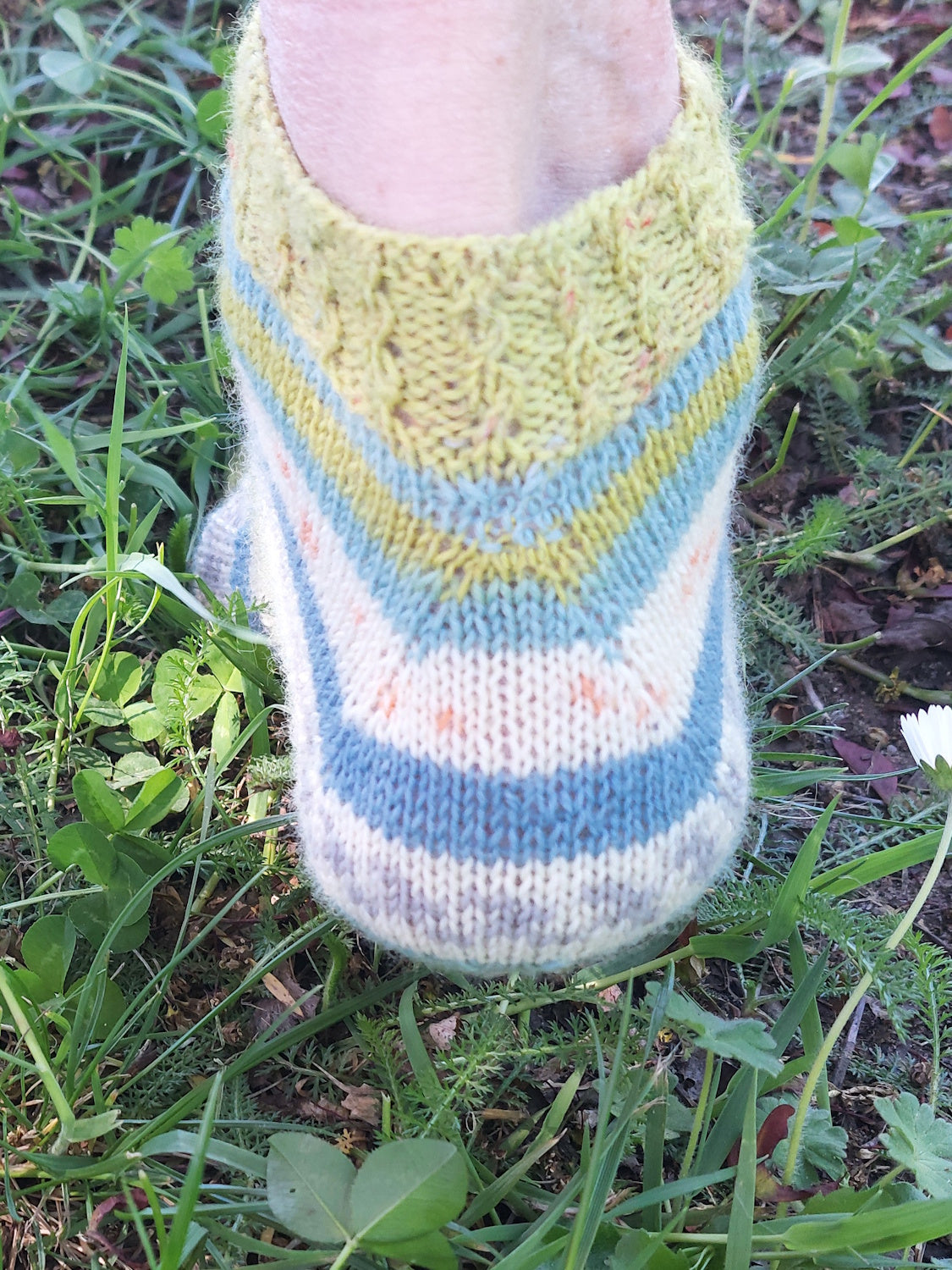 Sockenjahr 2026 – Mai Sneaker Socken „Antalya"
