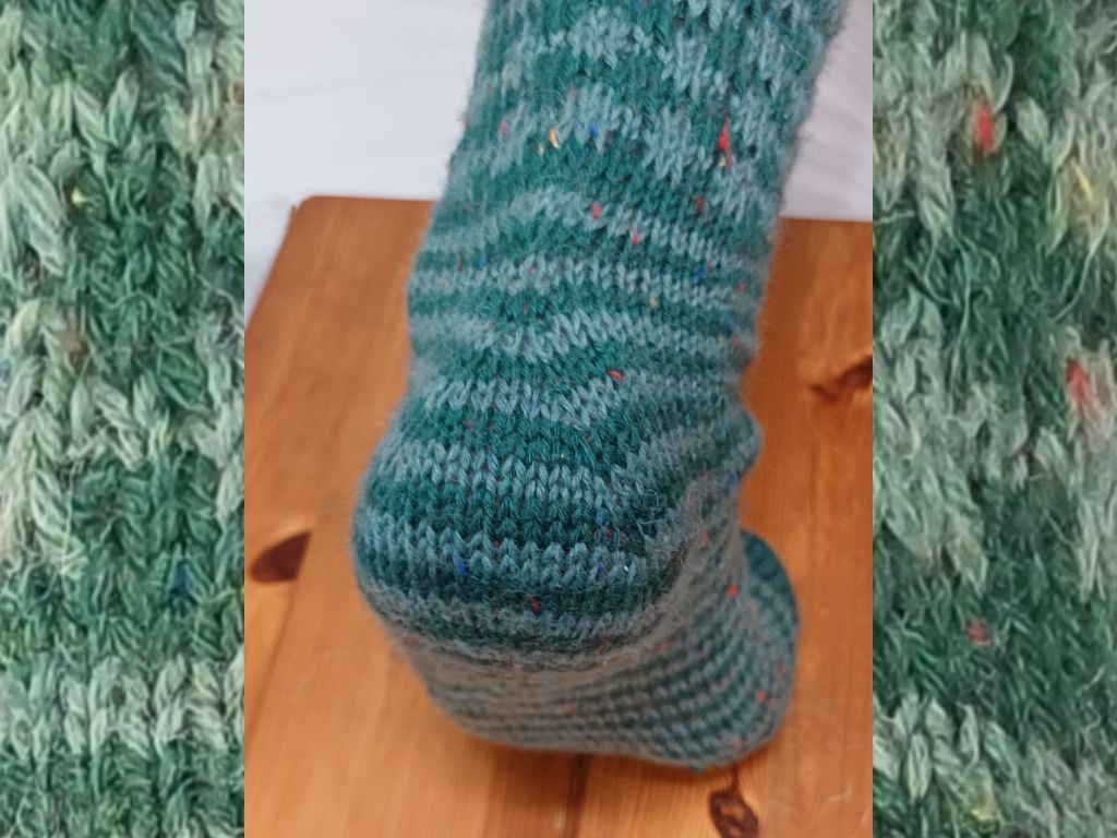 Socken 2026 - Februar: Fixe Quicky Ferse "Harlekin" mit Hebemaschen-Muster, 6-fach, Top Down