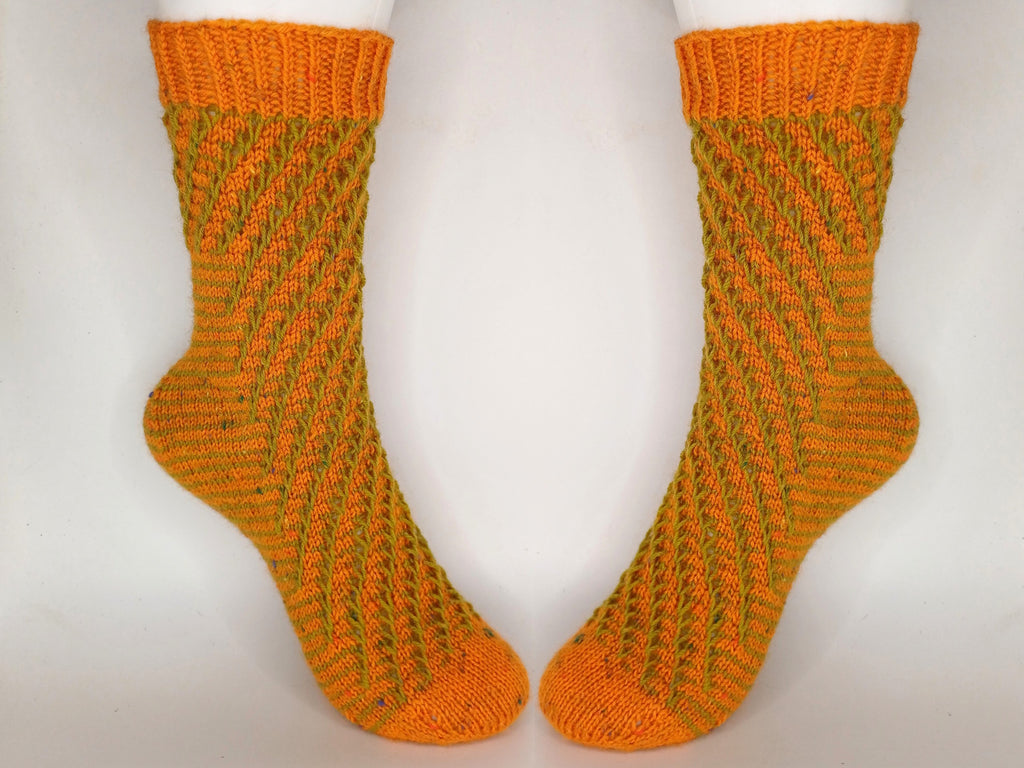 Socken 2026 - Oktober: Fixe Quicky Ferse "Fuchspfad" mit Hebemaschen, 4-fach, Toe Up
