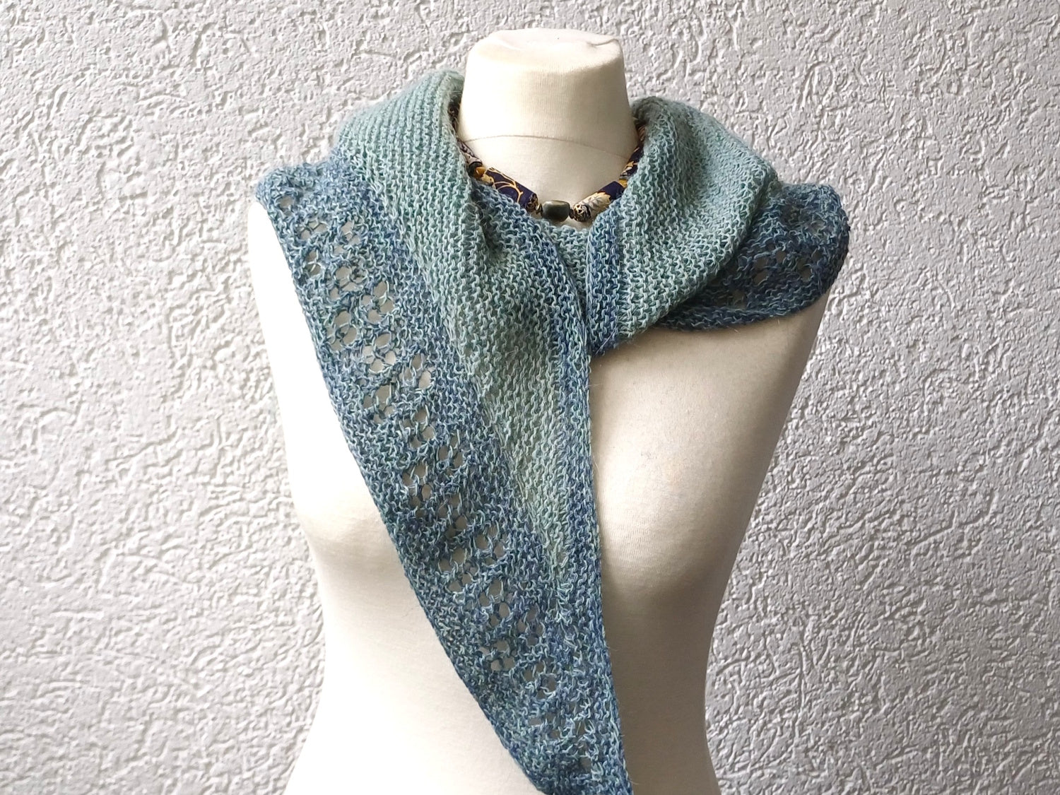 Halbmondtuch "Sweety" mit raffinierter Konstruktion stricken