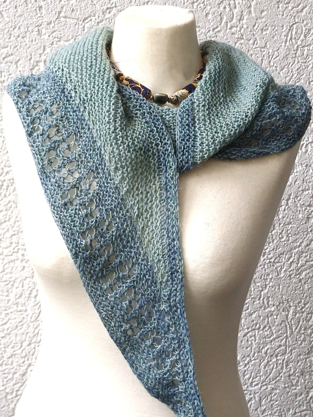 Halbmondtuch "Sweety" mit raffinierter Konstruktion stricken