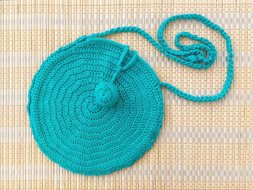 Kleine Tasche, Umhängetasche "Sweet Love", Geschenk, häkeln